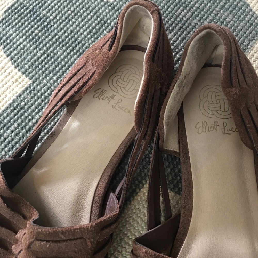 Elliot Lucca Rani Flats - Picture 2 of 8